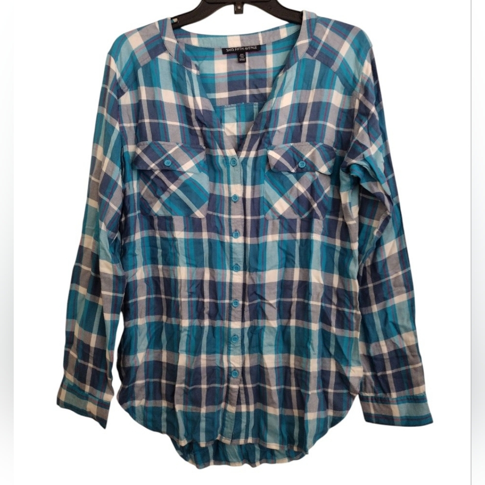Saks Fifth Avenue Blue And White Plaid Button-Up Shirt Size Medium
